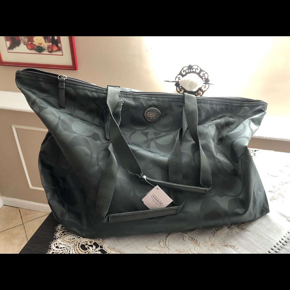 NEW TAGS STILL ON Coach Duffle Bag